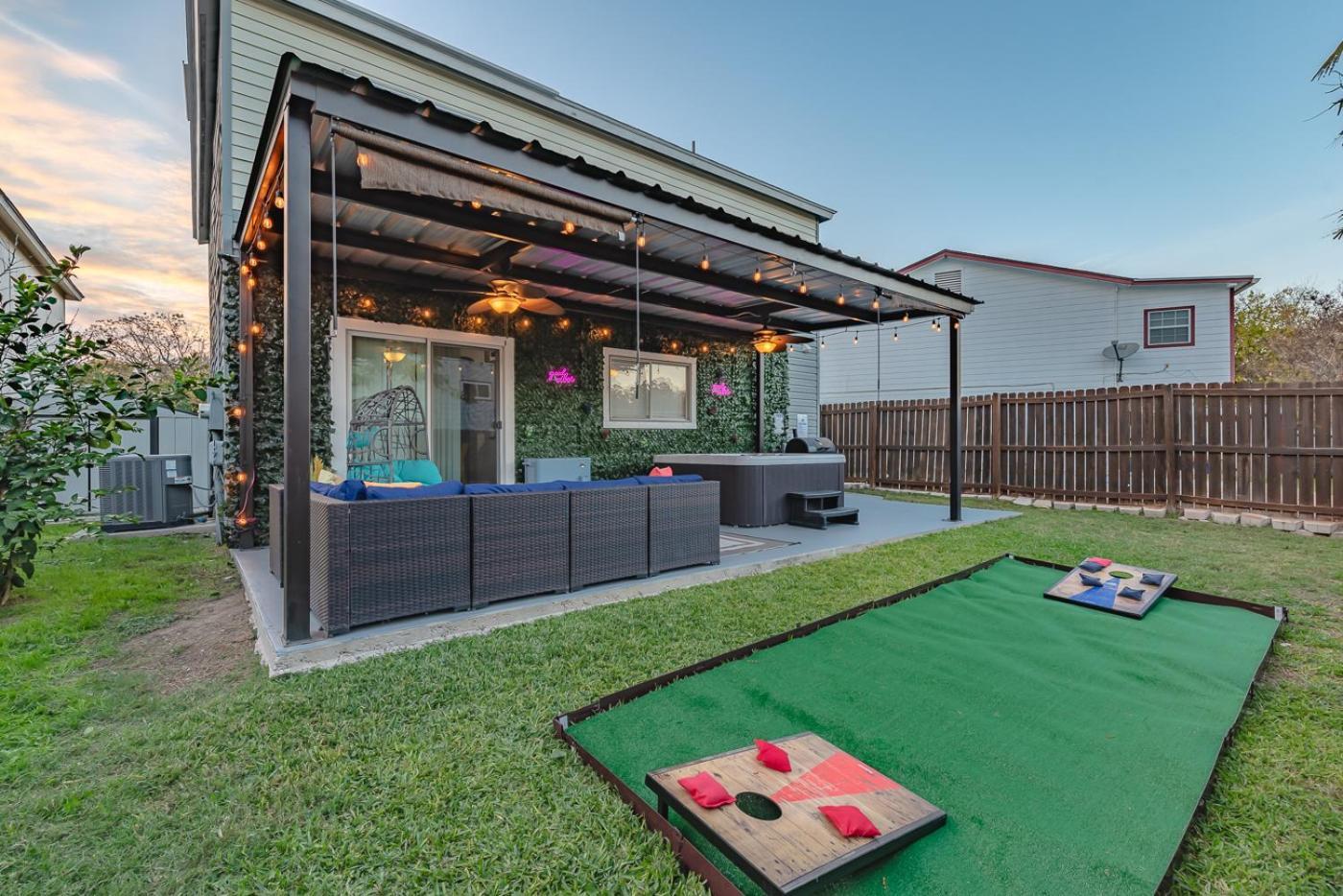 Gameroom, Bbq & Hot-Tub By Lackland & Seaworld San Antonio Exteriör bild